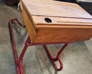 SCHOOL DESK