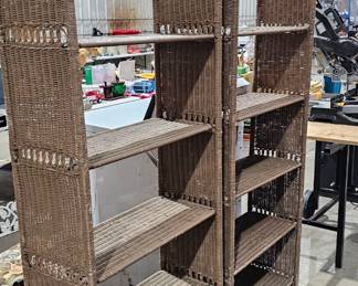 WICKER SHELVES