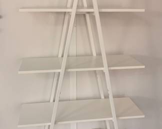 White  4-tier ladder bookshelf 