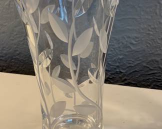 Royal Crystal Rock) Laurus Collection Vase