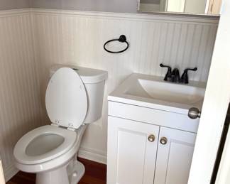 All bathroom fixtures 