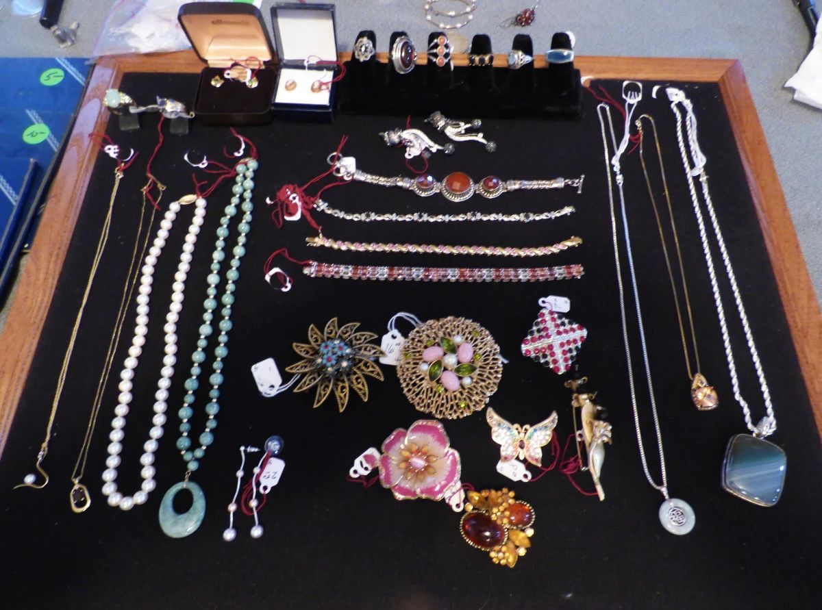 14K, STERLING & COSTUME JEWELRY