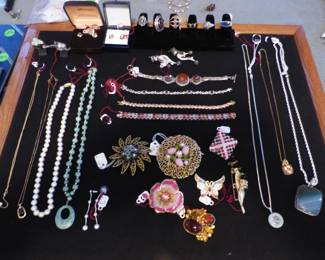 14K, STERLING & COSTUME JEWELRY