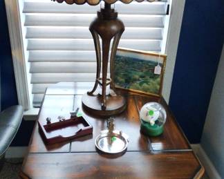 ROCK SHADE LAMP (SEE NEXT 3 PICS)