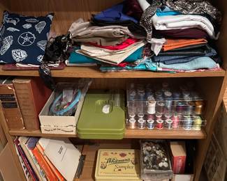 Lots of sewing supplies 