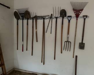 Lawn tools