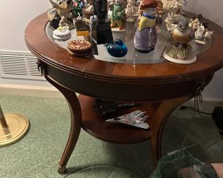 Hummers and figurines 