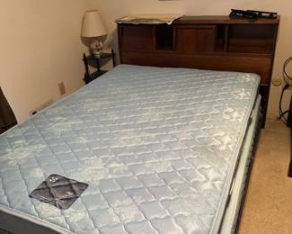 Double mattress excellent condition 