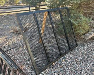 trailer drop down gate (appears new)