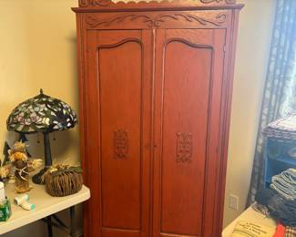 Armoire