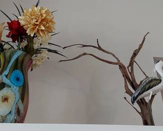 220 Cool vase  carved bird