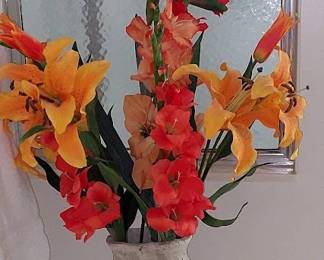 220 silk glads in vase