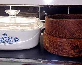 220 corning ware  salad bowls