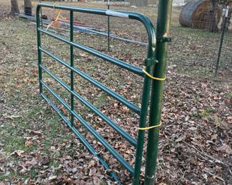 swing corral gates