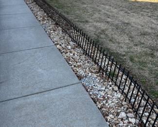 decorative lawn fencing