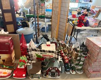 Holiday Decor - 3 panel privacy screen