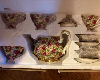 Royal Albert Old Country Rose "Chintz" Tea Set 