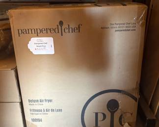 NEW - Pampered Chef Delux Air Fryer