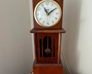 United Clock Corp Electric MiniGrandfather Mantel Clock