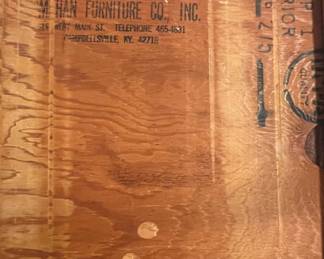 McMahan Furniture Company Campbellsville, Ky Nightstand set of 2