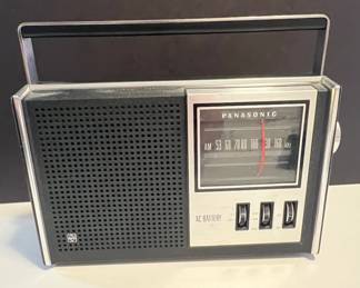 Panasonic RF Portable AM or FM Radio
