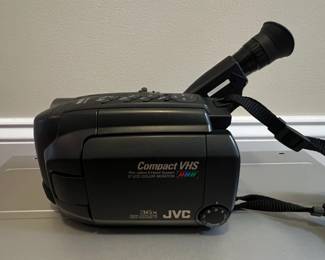 JVC GRAXM Compact VHS Camcorder
