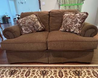 Jackson Furniture Industries Singletary Loveseat