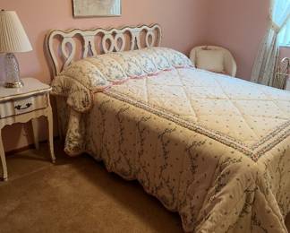 4 piece full size bedroom set includes like new  mattress and boxspring 