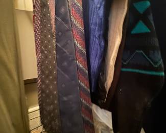 Mens Ties lots of mens and womens clothing 