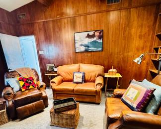 Reclining leather chairs, fantastic love seat 