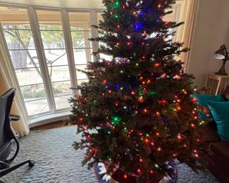 Frontgate Christmas tree ~ stunner! 