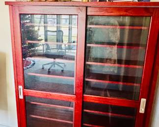 Sliding glass door display case 