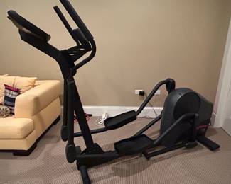 Life Fitness X Elliptical CrossTrainer fourth image