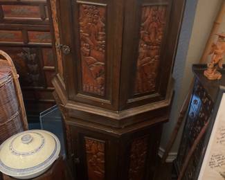 Asian-style octagonal end table or cabinet Pair