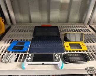 8058  Nintendo Switch, PSP, Nintendo DS XL Pikachu Edition, Nintendo 2DS, Logitech Rugged Combo 3 iPad Keyboard Case 