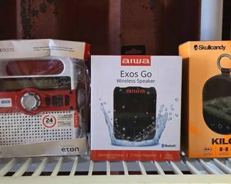 6114  Weather Alert Radio  2 Wireless Speakers 
