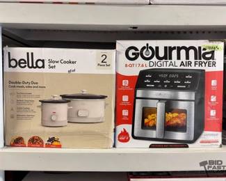 7562  Bella Slow Cooker Set and Gourmia Digital Air Fryer 
