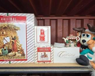 6042  Vintage Christmas Decorations 