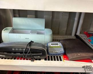 8016  Cricut, Fellows Laminator, Brother PTouch, Sears 300 Typewriter 