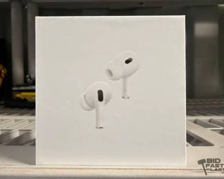 8062  Apple Air Pods Pro 2nd Generation 