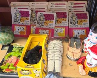 6078  Vintage Toys  Coin Banks 