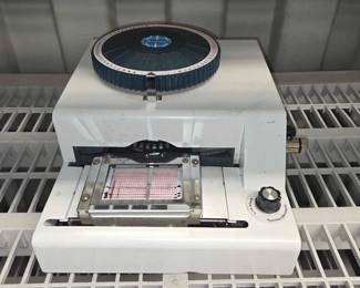 8074  Yaufey Embossing Machine 