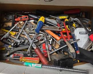 8106  Hand Tools 