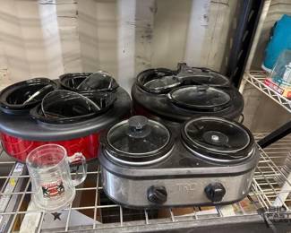 4040  3 Food Warmers, 1 October Fest Mug 