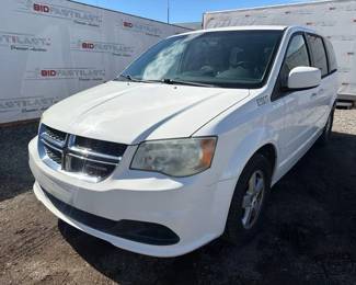 350  2011 Dodge Grand Caravan LOW MILES 