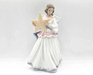 1916  Lladro Angel of the Stars Porcelain Sculpture 