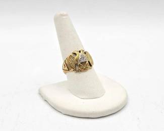708  14k Gold Ring with Diamonds, 11.1g 