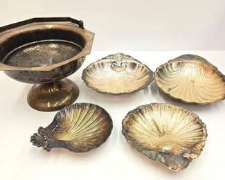 1008  Silver Plated Serving Dishes  Pedestal Bowl 