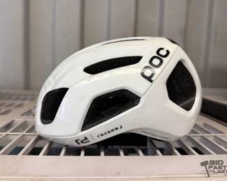 8008  POC Race Day Ventral Air Bike Helmet 