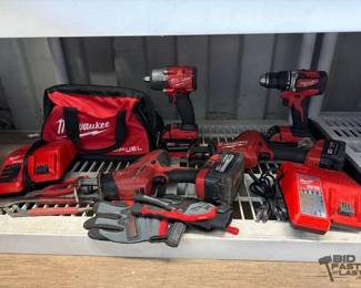 8018  Milwaukee Power Tools, Tool Bag, and Gloves 